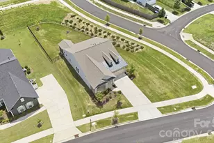 13704 Berkley Ave, Huntersville, NC 28078 - Photo 2