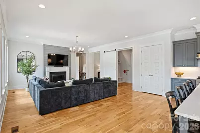 215 Hartford Avenue, Charlotte, NC 28209 - Photo 10