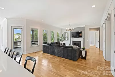 215 Hartford Avenue, Charlotte, NC 28209 - Photo 8