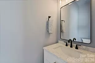 215 Hartford Ave, Charlotte, NC 28209 - Photo 48
