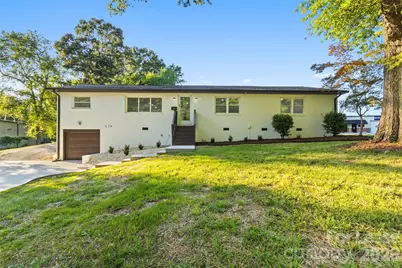 679 Oakridge Farm Highway, Mooresville, NC 28115 - Photo 1