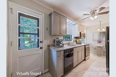 713 Brown Avenue, Waynesville, NC 28786 - Photo 14