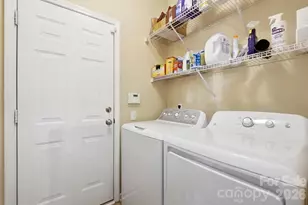 8530 Heron Glen Dr, Charlotte, NC 28269 - Photo 36
