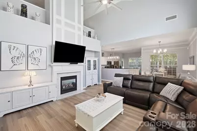 8530 Heron Glen Drive, Charlotte, NC 28269 - Photo 2