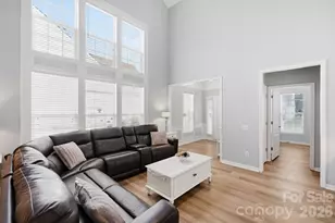 8530 Heron Glen Dr, Charlotte, NC 28269 - Photo 6