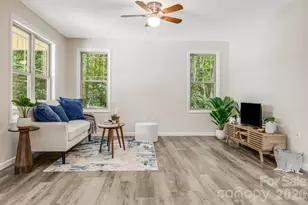 9 Coralberry Dr, Candler, NC 28715 - Photo 2