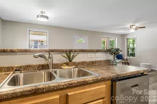 9 Coralberry Dr, Candler, NC 28715 - Photo 14