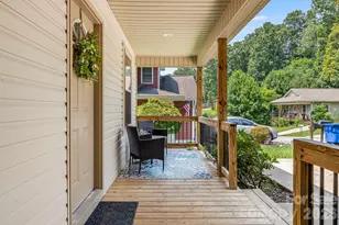 9 Coralberry Dr, Candler, NC 28715 - Photo 8