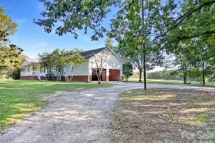 2716 Camp Creek Rd, Lancaster, SC 29720 - Photo 2