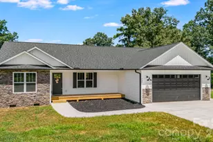 735 Jupiter Rd, Weaverville, NC 28787 - Photo 1