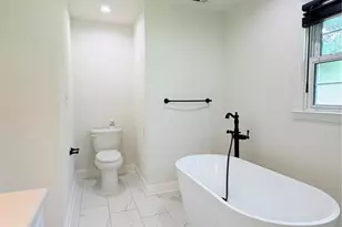 6081 Cambridge Dr, Harrisburg, NC 28075 - Photo 2