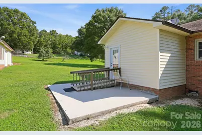 558 Snuggs Street, Albemarle, NC 28001 - Photo 10