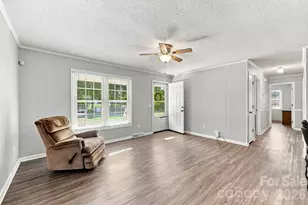 558 Snuggs St, Albemarle, NC 28001 - Photo 16