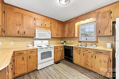 558 Snuggs Street, Albemarle, NC 28001 - Photo 20