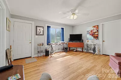 1506 S Morgan Street, Shelby, NC 28152 - Photo 6