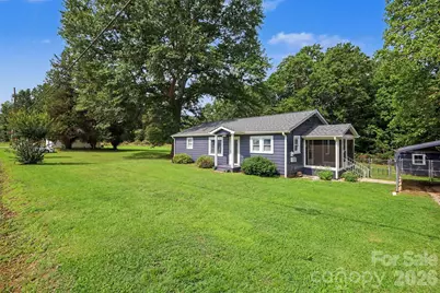 1506 S Morgan Street, Shelby, NC 28152 - Photo 2