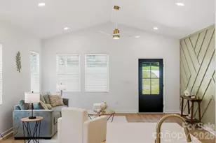 405 E Hill Dr, Cherryville, NC 28021 - Photo 6