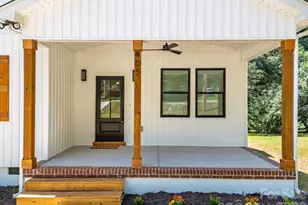 405 E Hill Dr, Cherryville, NC 28021 - Photo 2