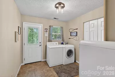 7142 Little Mountain Road, Sherrills Ford, NC 28673 - Photo 24