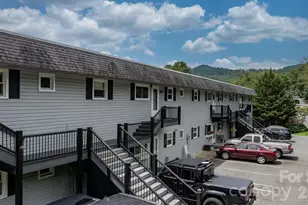 263 Fairway Ln, Spruce Pine, NC 28777 - Photo 22
