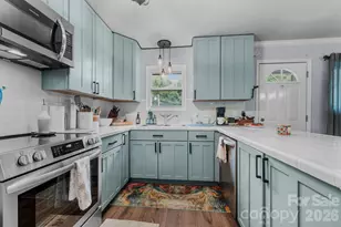 263 Fairway Ln, Spruce Pine, NC 28777 - Photo 6