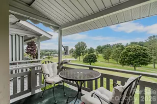 263 Fairway Ln, Spruce Pine, NC 28777 - Photo 2