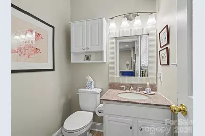 1016 W 1st Street, Charlotte, NC 28202 - Photo 14