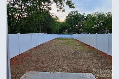 335 S Broad Street, Mooresville, NC 28115 - Photo 8