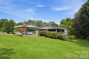 2711 Fairway Acres Cir, Lenoir, NC 28645 - Photo 8