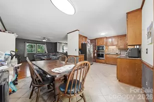 1924 Braswell Pl, Lenoir, NC 28645 - Photo 8