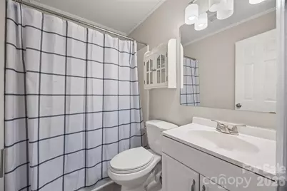 4448 Ridge Valley Drive, Charlotte, NC 28208 - Photo 18