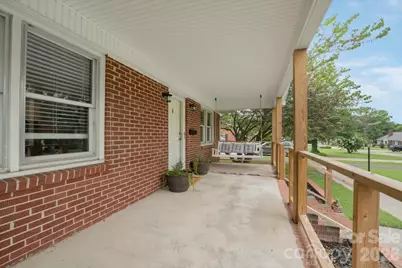 109 Catawba Street, Clover, SC 29710 - Photo 6
