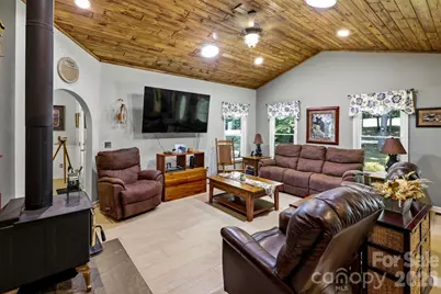 221 Willow Lakes Drive, Rutherfordton, NC 28139 - Photo 4