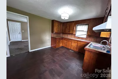 2202 Brookview Avenue, Kannapolis, NC 28081 - Photo 6