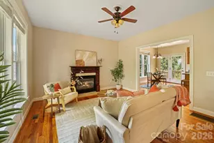 131 Macdougall Ln, Weaverville, NC 28787 - Photo 4