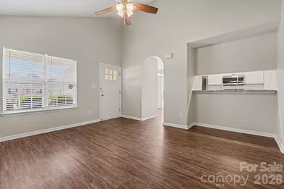 4104 Canyon Creek Lane, Charlotte, NC 28216 - Photo 4