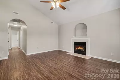 4104 Canyon Creek Lane, Charlotte, NC 28216 - Photo 2