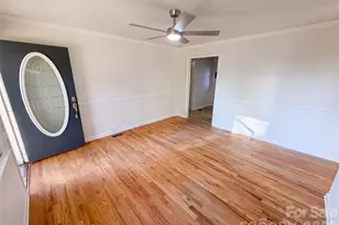 1933 Choyce Cir, Charlotte, NC 28217 - Photo 6
