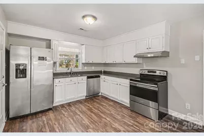 6209 Springfield Drive, Charlotte, NC 28212 - Photo 6