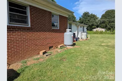 605 Lincoln Lane, Lenoir, NC 28645 - Photo 26