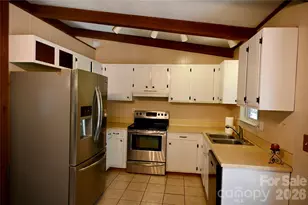 3166 Holly Rd, Connelly Springs, NC 28612 - Photo 8