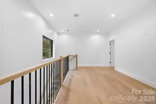 519 Rock Spring Cir, Sugar Mountain, NC 28604 - Photo 26