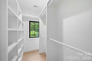 519 Rock Spring Cir, Sugar Mountain, NC 28604 - Photo 20