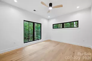 519 Rock Spring Cir, Sugar Mountain, NC 28604 - Photo 22