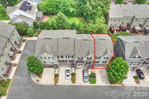 1940 Catkin Ln, Charlotte, NC 28205 - Photo 2