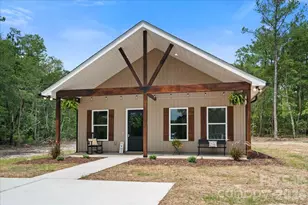 1139 Peach Orchard Rd, Jefferson, SC 29718 - Photo 2