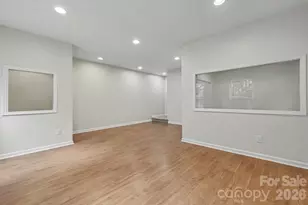 2318 Sonoma Valley Dr, Charlotte, NC 28214 - Photo 12