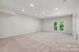 2318 Sonoma Valley Dr, Charlotte, NC 28214 - Photo 14