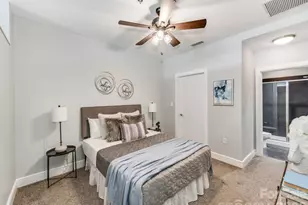 333 W Trade St, Charlotte, NC 28202 - Photo 14