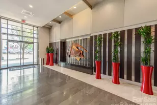 333 W Trade St, Charlotte, NC 28202 - Photo 4